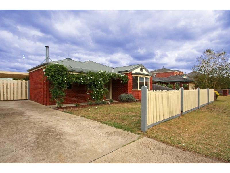 23 Waltham Drive, Mornington VIC 3931