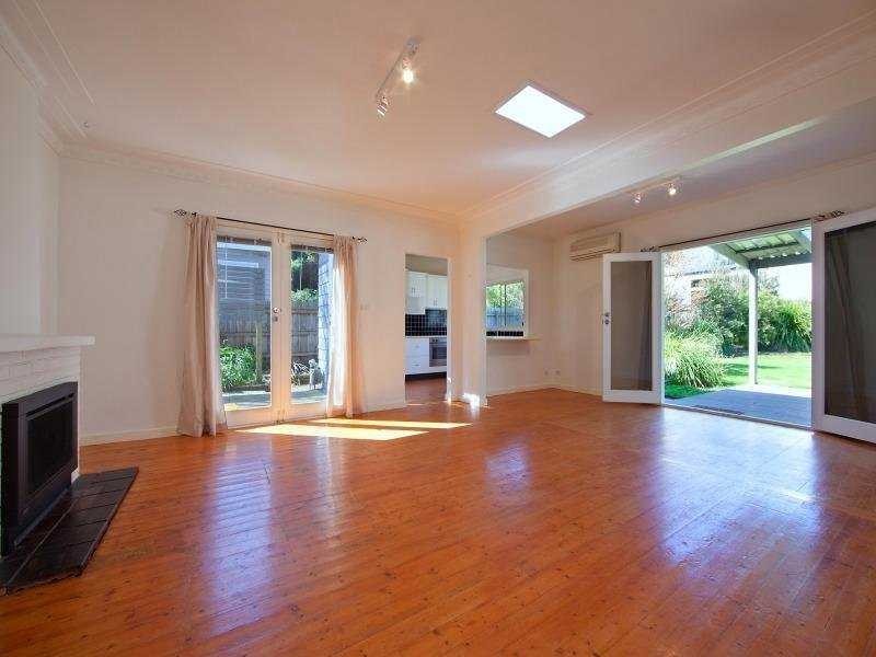 552 Esplanade, Mount Martha VIC 3934