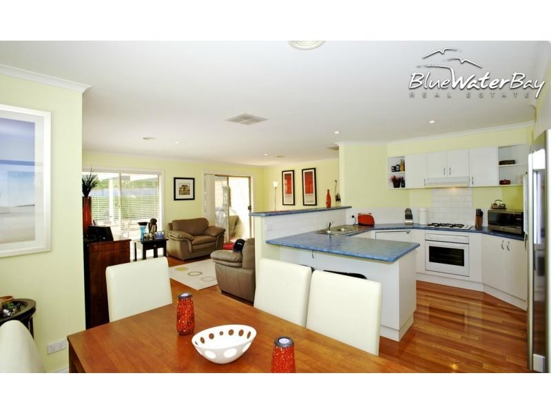 98 Maxwell Street, Mornington VIC 3931