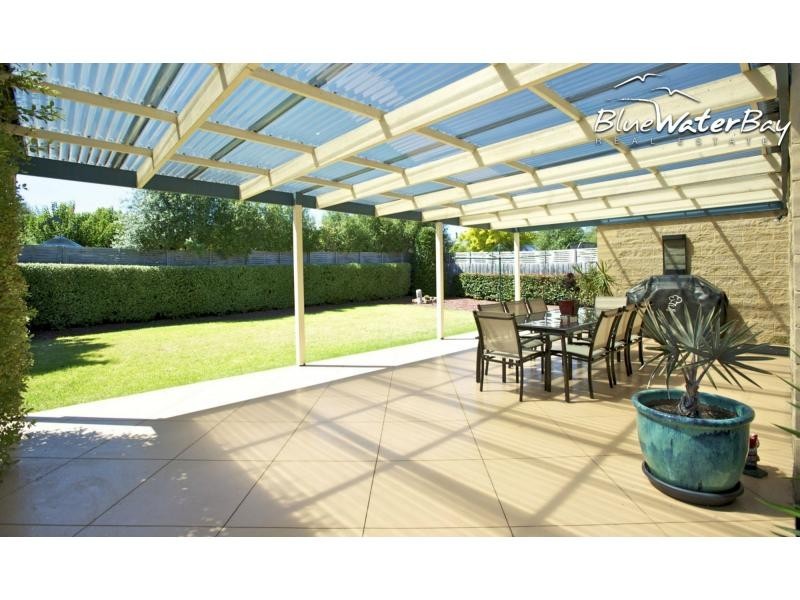 98 Maxwell Street, Mornington VIC 3931