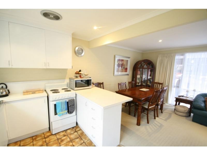 5/4 Oakland Street, Mornington VIC 3931
