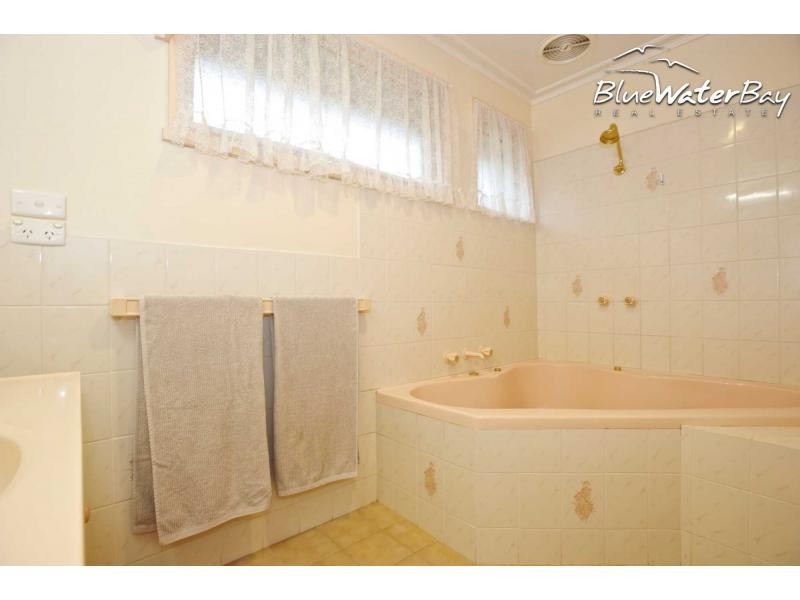 38 Sherwood Crescent, Mount Martha VIC 3934