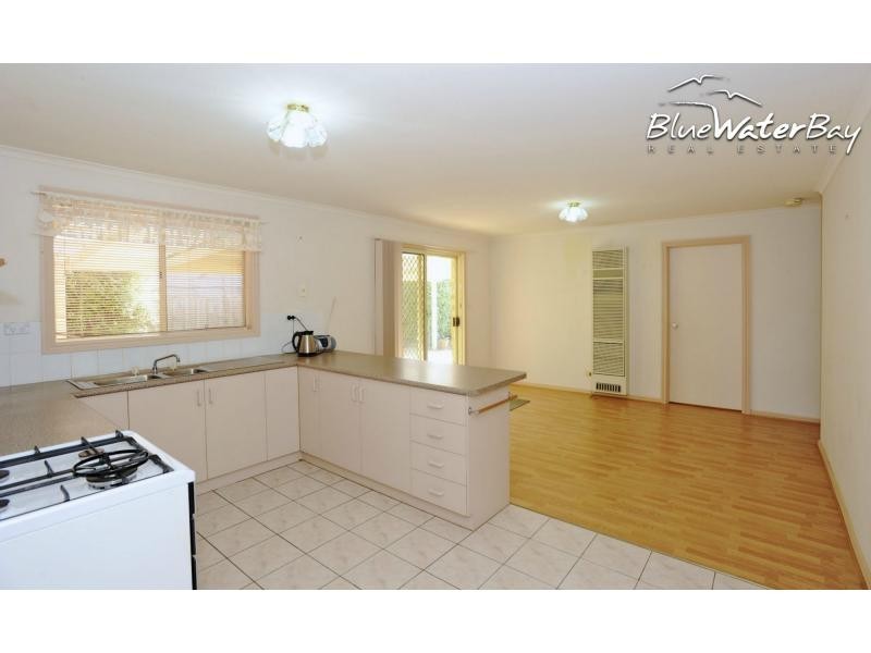 8 Meadow View Place, Mornington VIC 3931