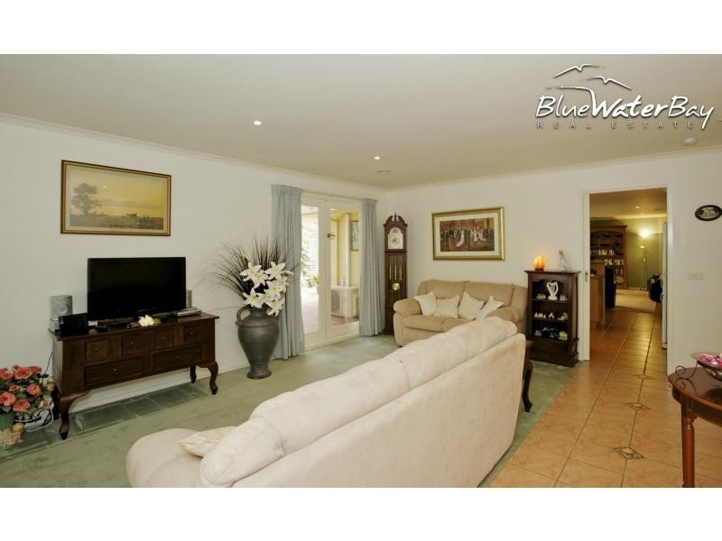13 Caversham Drive, Mornington VIC 3931
