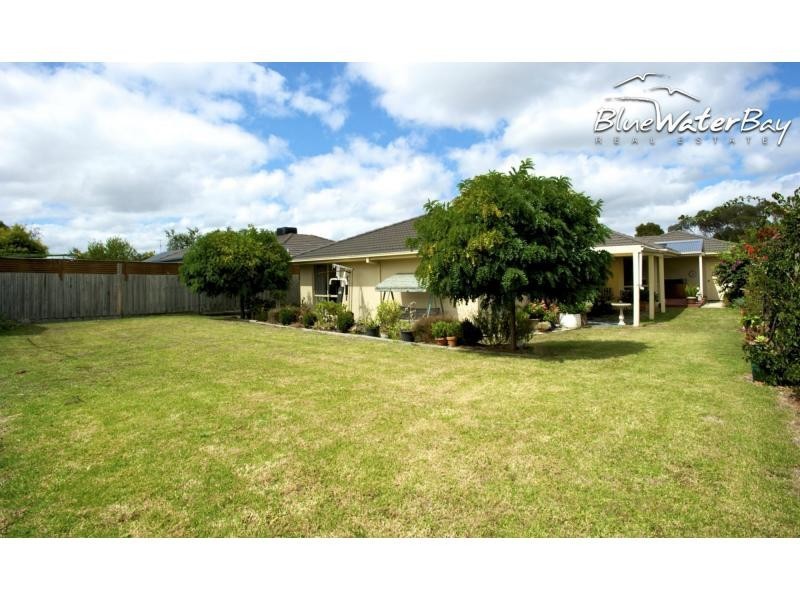 13 Caversham Drive, Mornington VIC 3931
