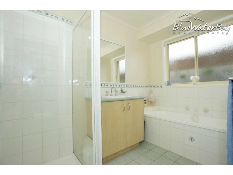 13 Caversham Drive, Mornington VIC 3931
