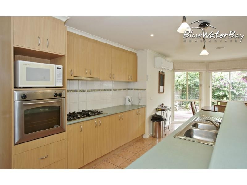 13 Caversham Drive, Mornington VIC 3931