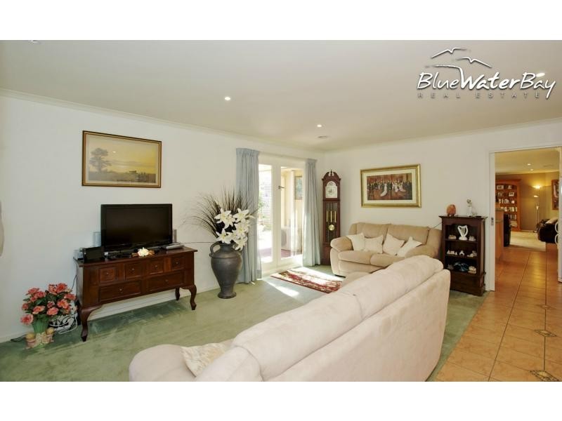 13 Caversham Drive, Mornington VIC 3931