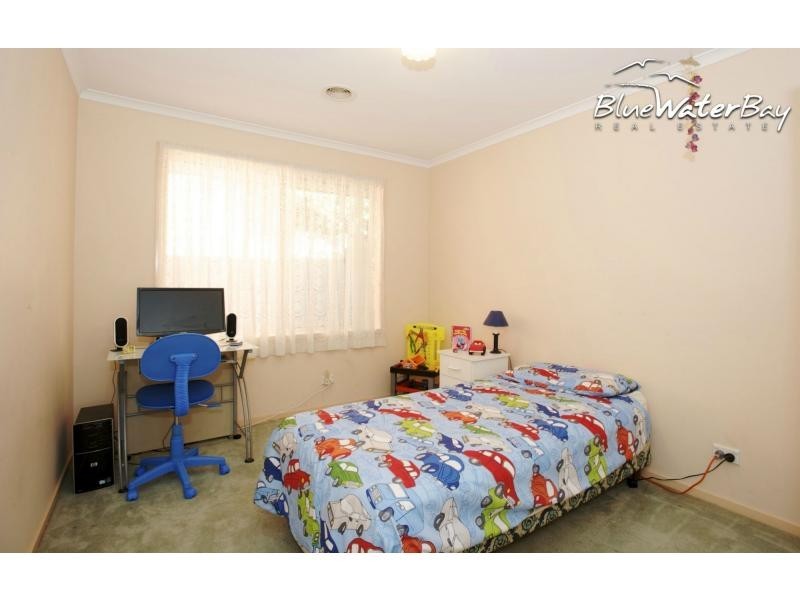 15 Allchin Avenue, Mornington VIC 3931