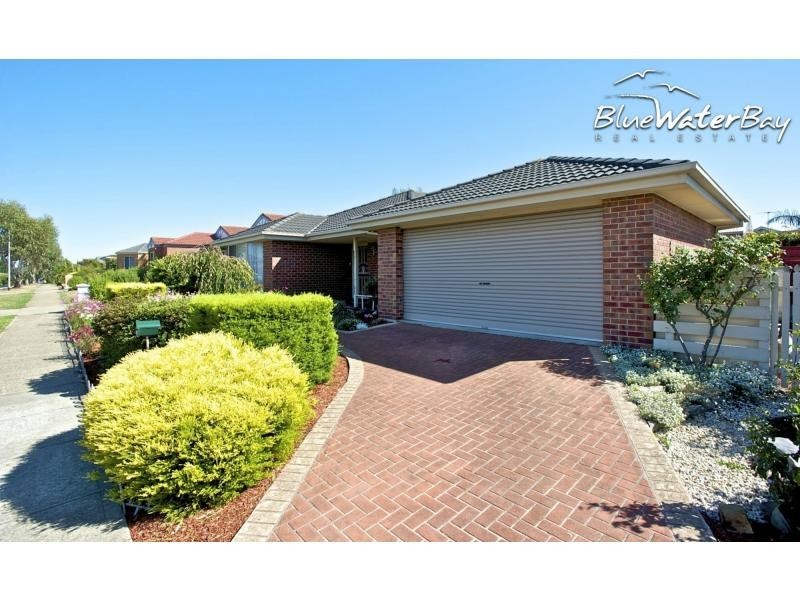 15 Allchin Avenue, Mornington VIC 3931