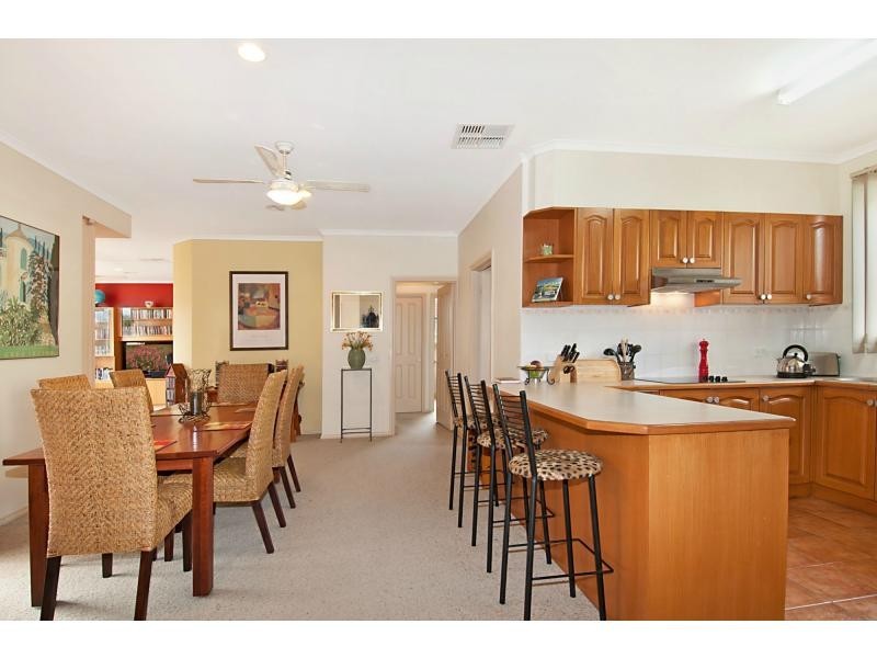 39 Parkside Crescent, Mornington VIC 3931