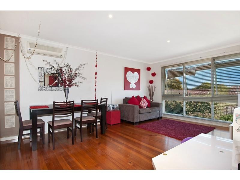 3/17 Lucerne Avenue, Mornington VIC 3931