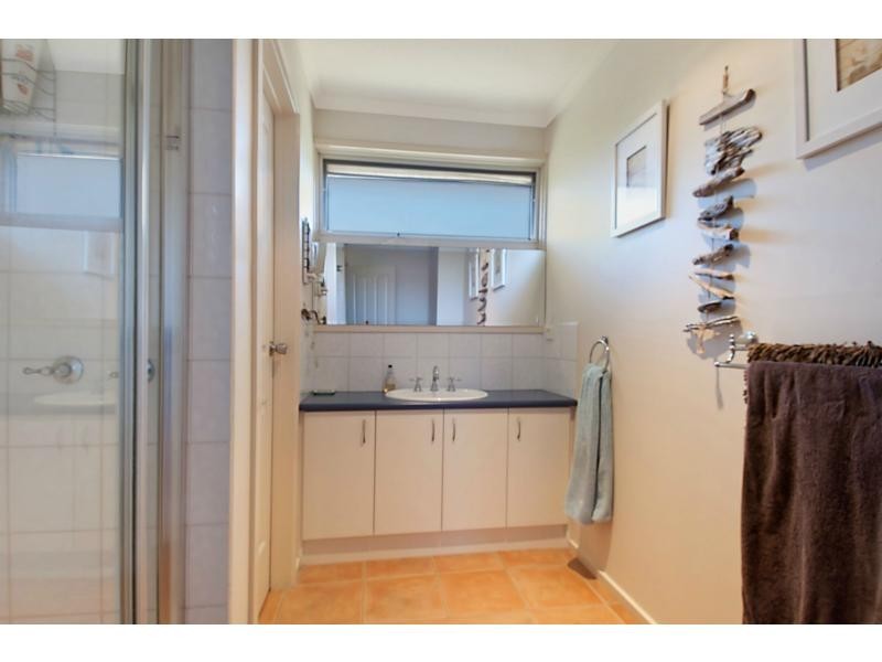 3/17 Lucerne Avenue, Mornington VIC 3931