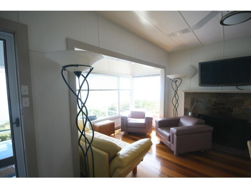 337 Esplanade, Mount Martha VIC 3934