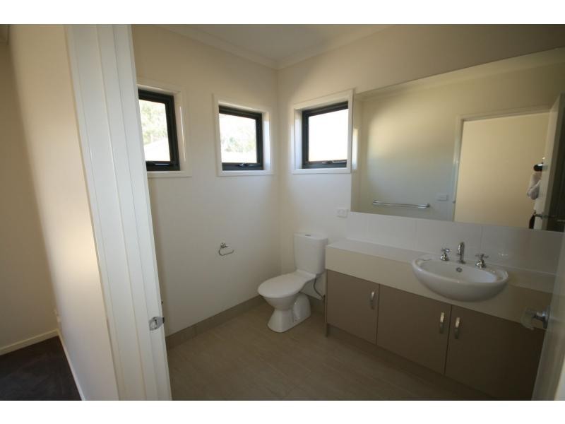 2/125 Harrap Road, Mount Martha VIC 3934