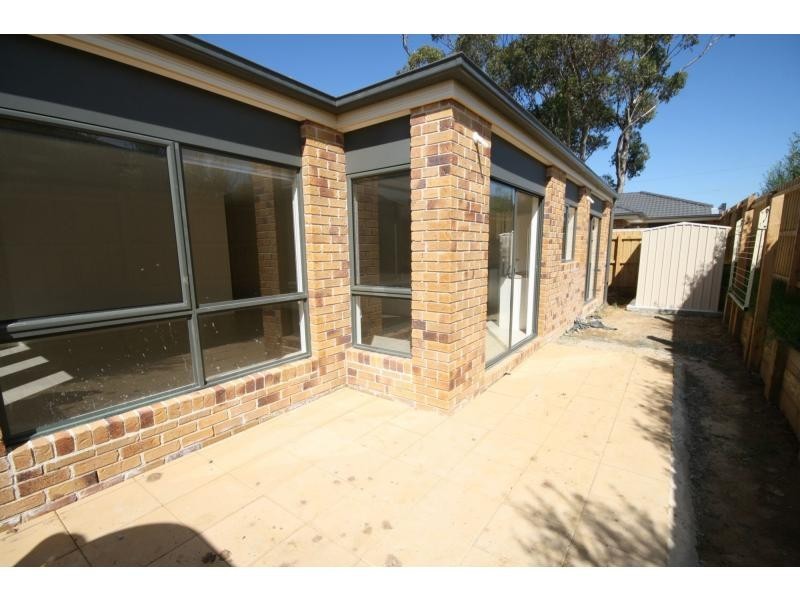 2/125 Harrap Road, Mount Martha VIC 3934