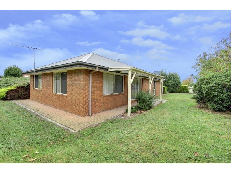 13 Playfield Grove, Mornington VIC 3931