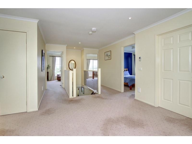 53 Parkside Crescent, Mornington VIC 3931