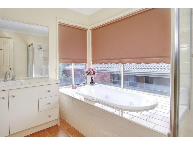 53 Parkside Crescent, Mornington VIC 3931