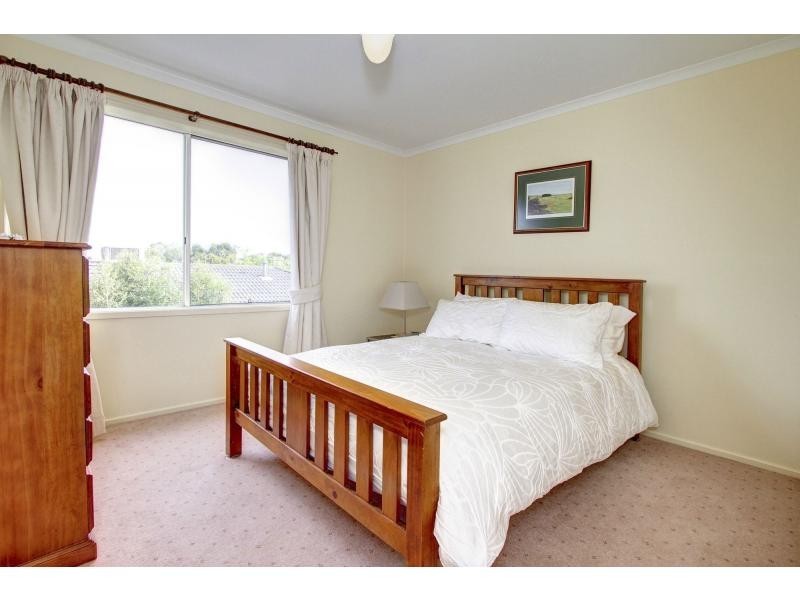 53 Parkside Crescent, Mornington VIC 3931