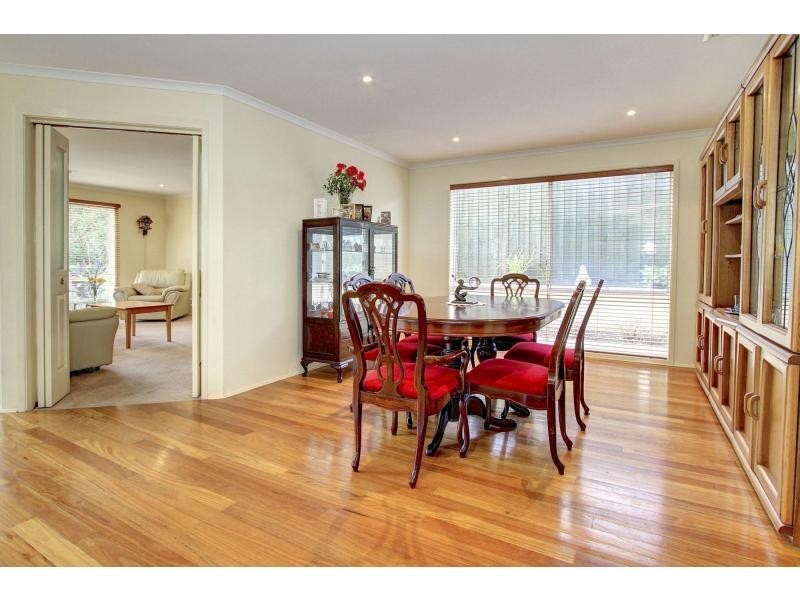 53 Parkside Crescent, Mornington VIC 3931