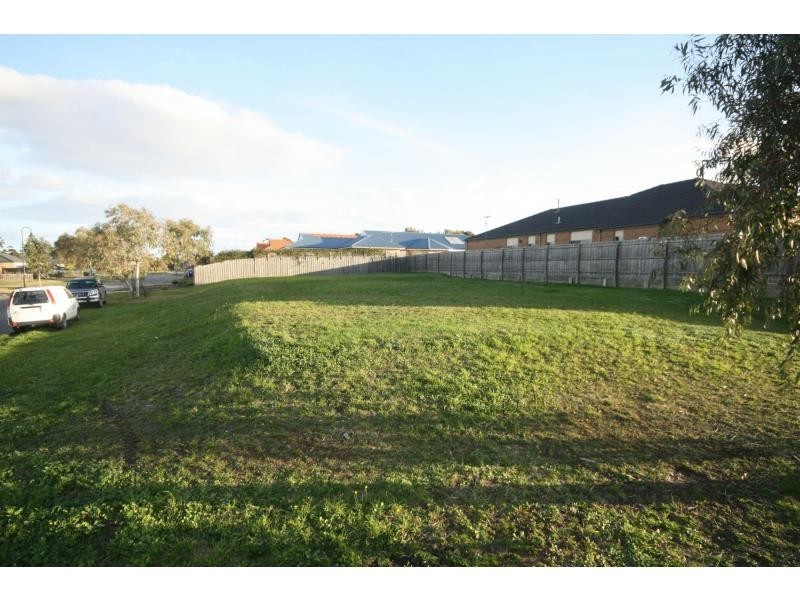 1 Valerie Court, Mount Martha VIC 3934