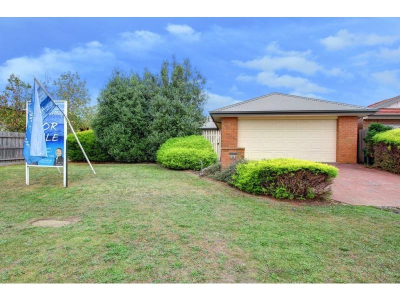 13 Playfield Grove, Mornington VIC 3931