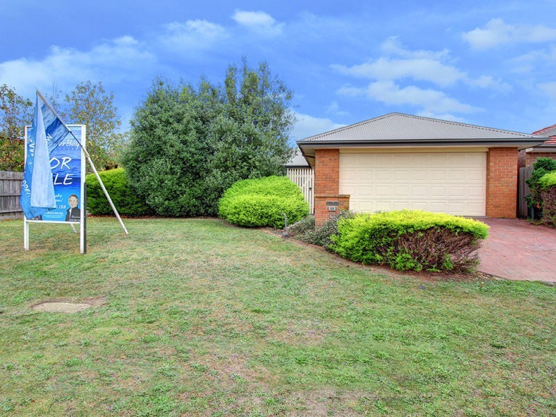13 Playfield Grove, Mornington VIC 3931