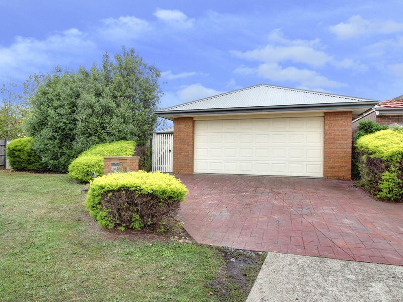 13 Playfield Grove, Mornington VIC 3931