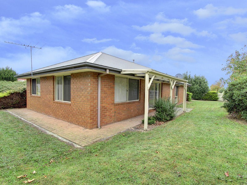 13 Playfield Grove, Mornington VIC 3931