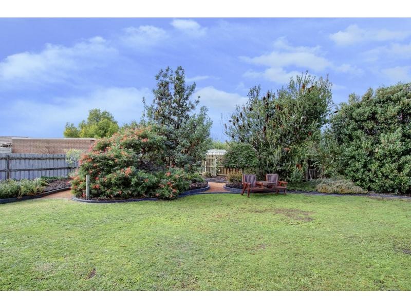 6 Casuarina Close, Mornington VIC 3931