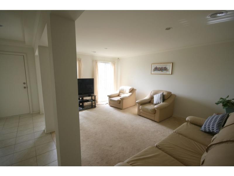 27 Frances Drive, Mount Martha VIC 3934