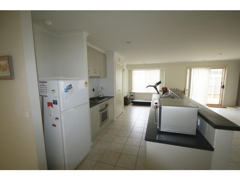 27 Frances Drive, Mount Martha VIC 3934