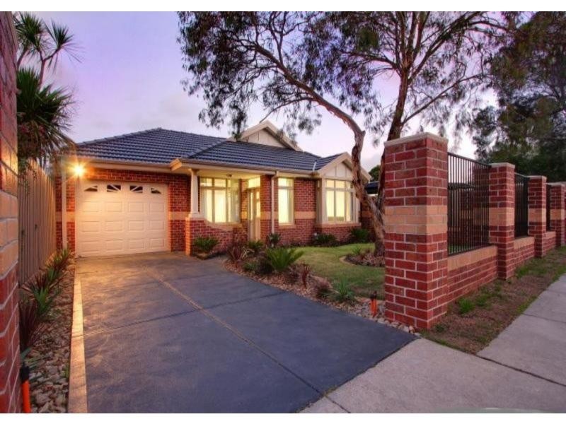 4A Brent Street, Mornington VIC 3931