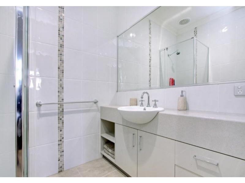 4A Brent Street, Mornington VIC 3931