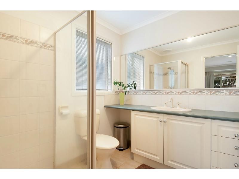 2 Sandhurst Terrace, Mount Martha VIC 3934