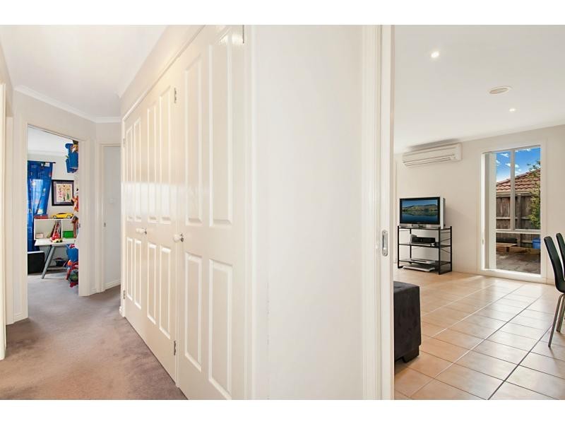 2 Sandhurst Terrace, Mount Martha VIC 3934