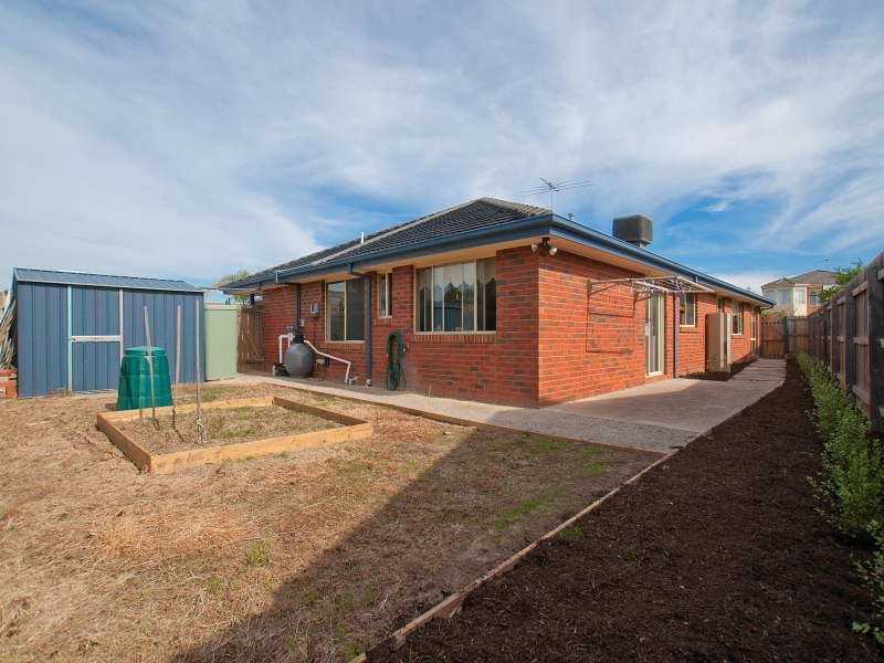2 Pinot Place, Mount Martha VIC 3934