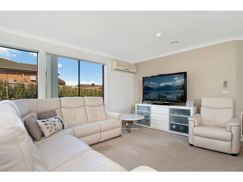 28 Moorhead Avenue, Mornington VIC 3931