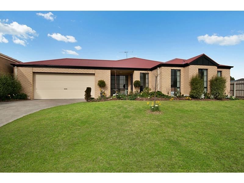 28 Moorhead Avenue, Mornington VIC 3931