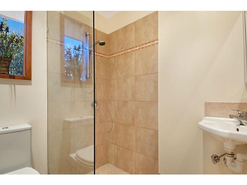 16 Flora Road, Mount Martha VIC 3934