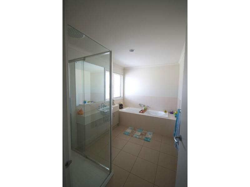 2 Hereford Court, Mount Martha VIC 3934