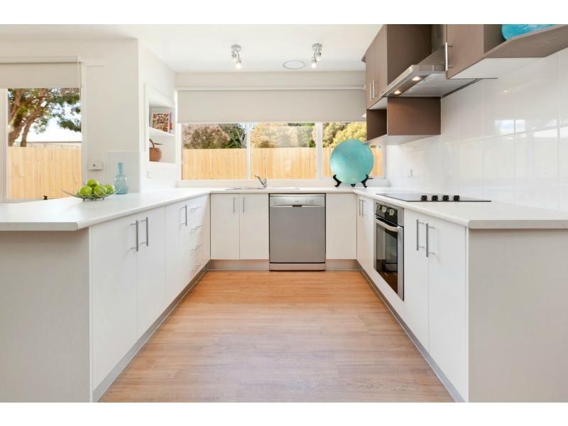12 Fiona Court, Mount Martha VIC 3934