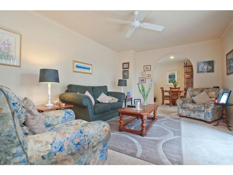 24 Parwan Crescent, Mornington VIC 3931