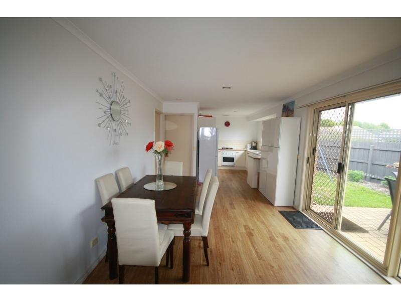 1/8 Moonah Way, Mount Martha VIC 3934