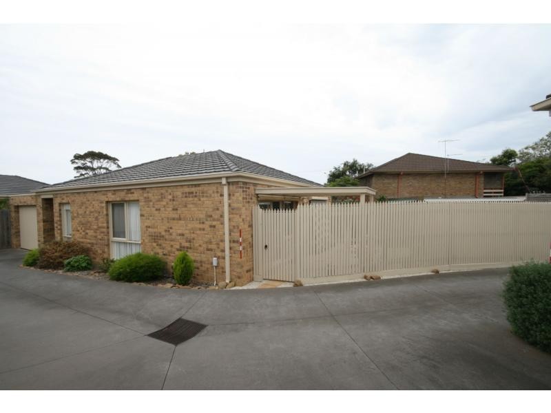 5/2 Alameda Avenue, Mornington VIC 3931