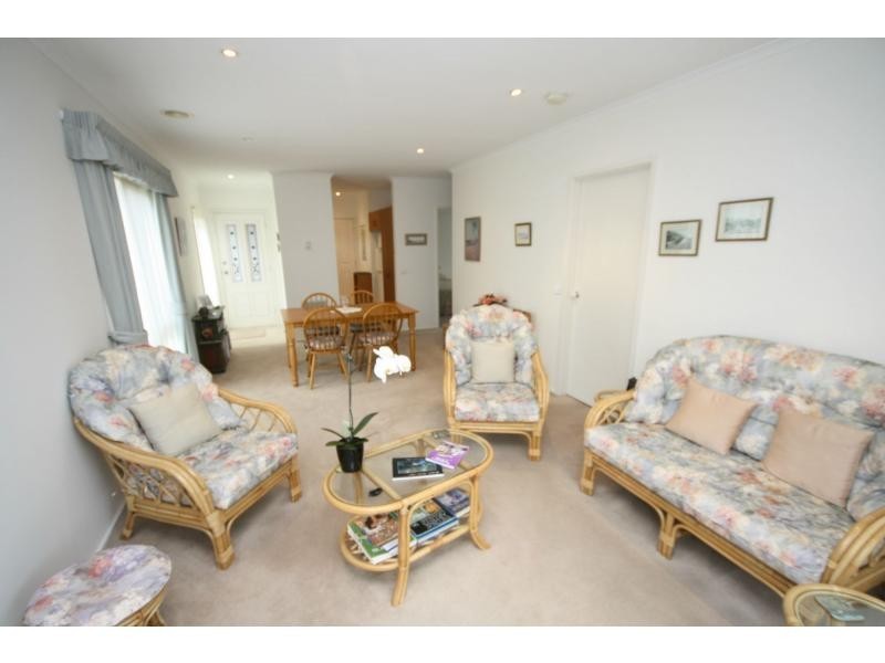 5/2 Alameda Avenue, Mornington VIC 3931