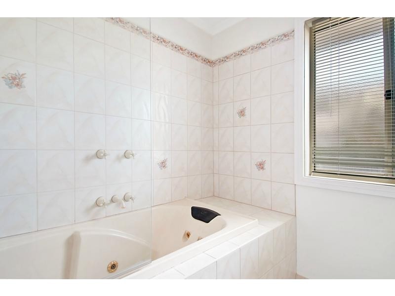 5 Tolmie Way, Mount Martha VIC 3934