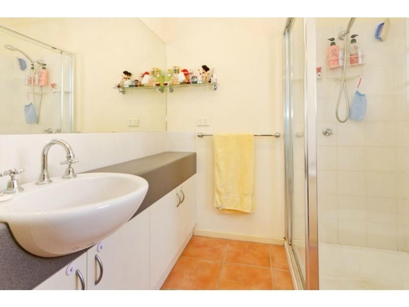 27 Eric Crescent, Mornington VIC 3931