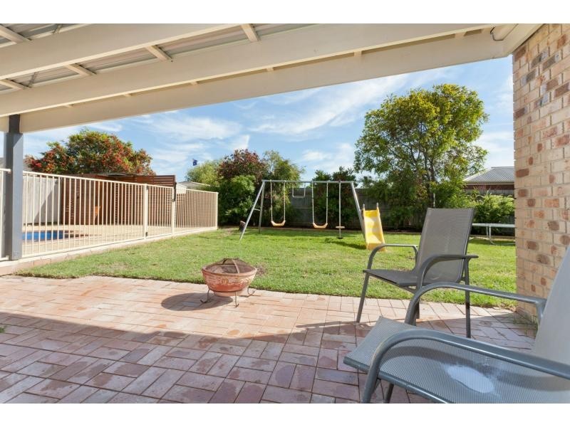 25 Marquis Avenue, Mornington VIC 3931